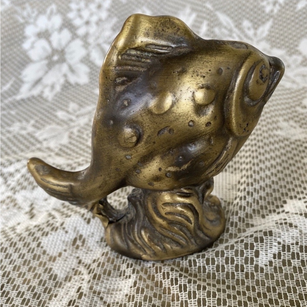 RARE Mid-Century Brass Goldfish Collectible Figurine - Picture 4 of 7